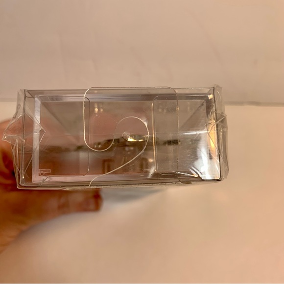 NWT. FiGPiN - Disney Princess Aurora #686 - Picture 3 of 7